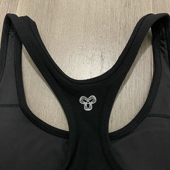 TnaSLICK™ Rib Climb Sports Bra - Picture 7 of 11